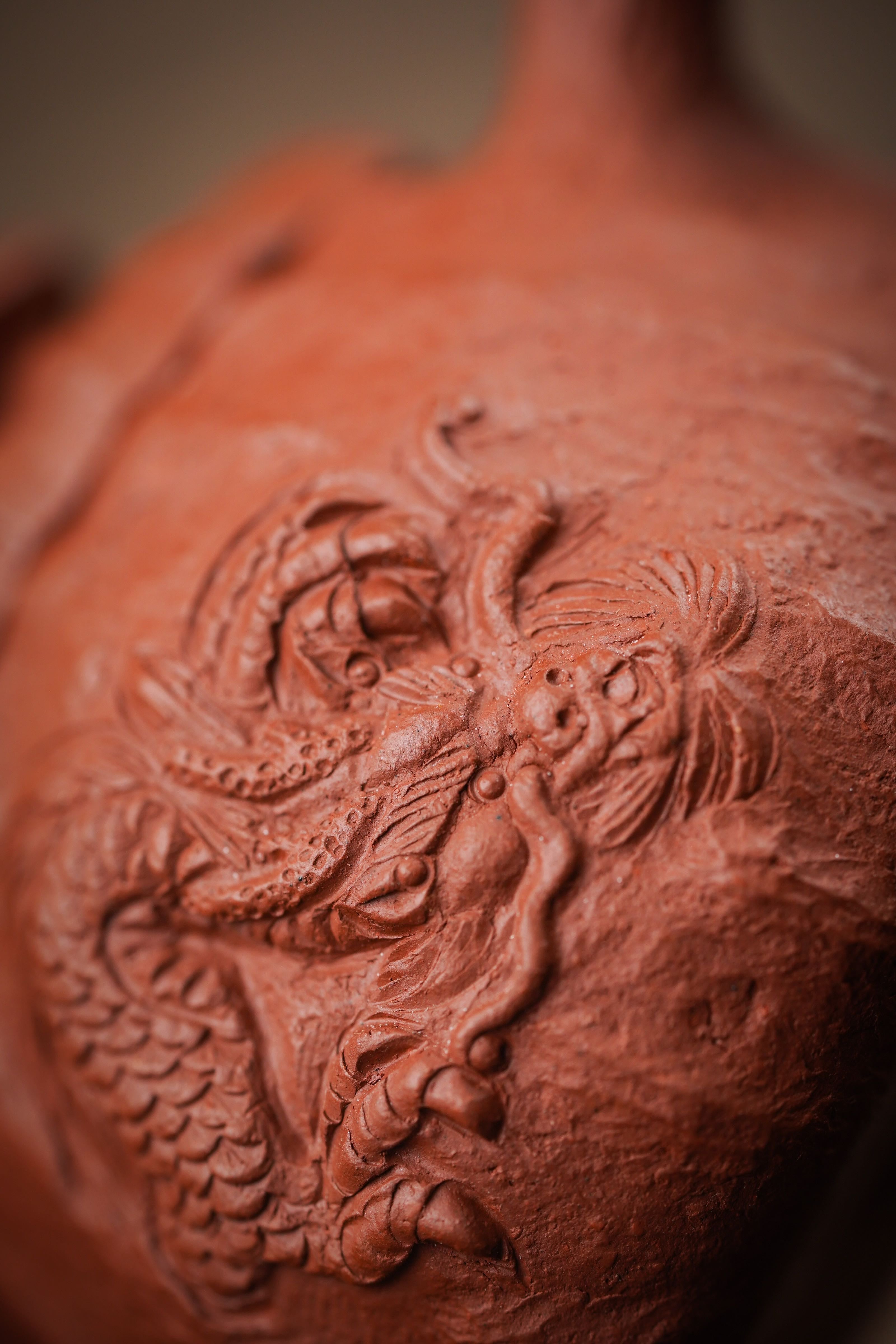 供春 Gong Chun 120ML Jiang Po Ni 降坡泥 Dragon Relief 浮雕